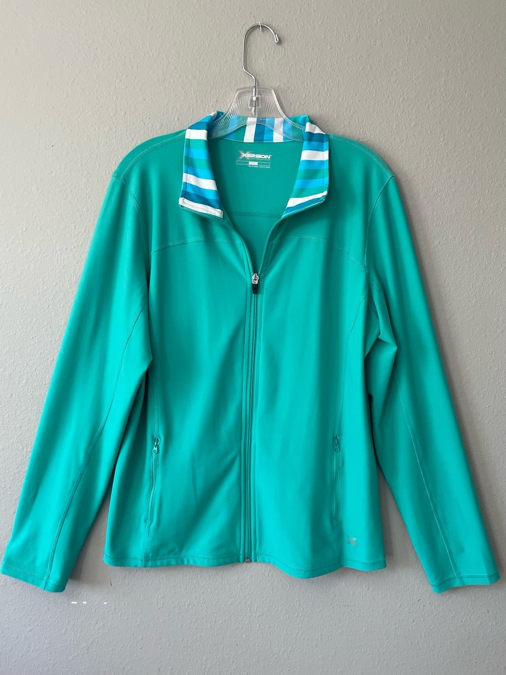 Xersion Teal Active Full-Zip Jacket with Striped Collar women XL EUC